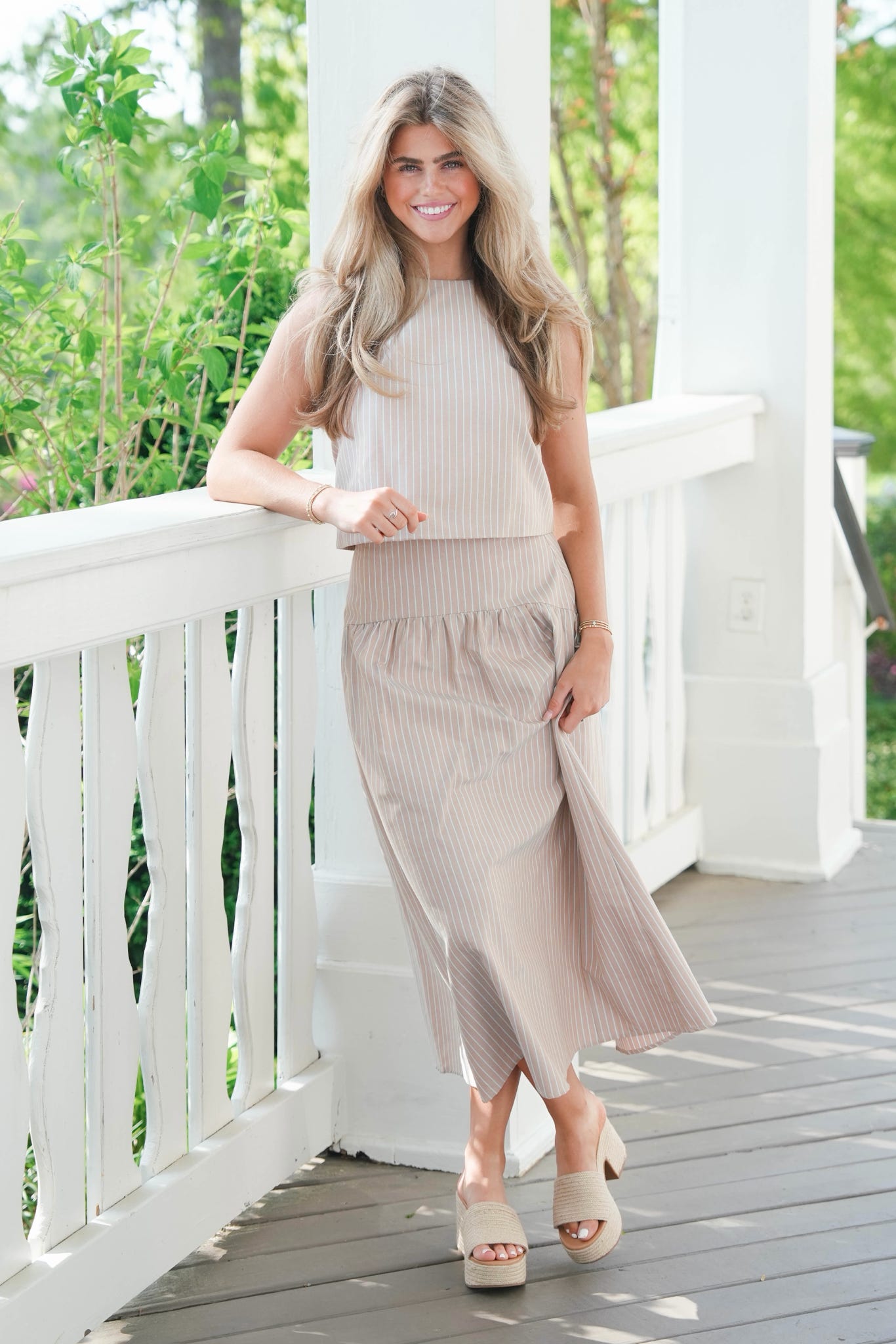 Lively Top