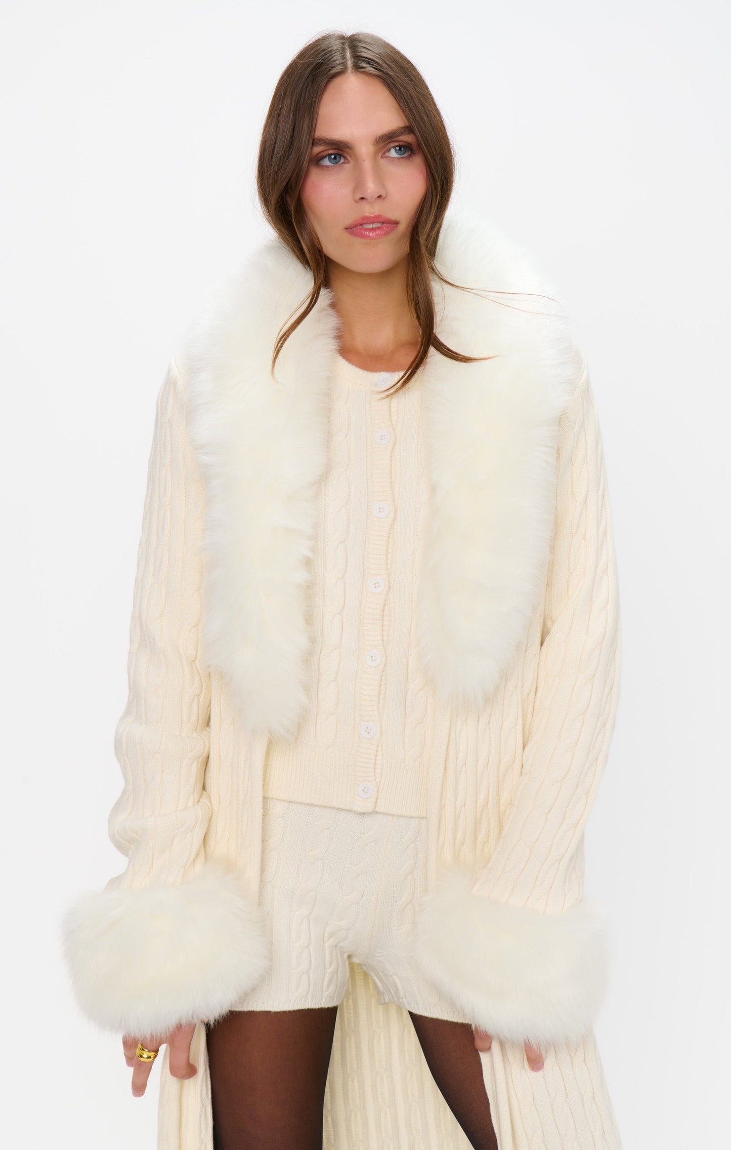 Throw on Cardigan ~ Snow Cable Knit